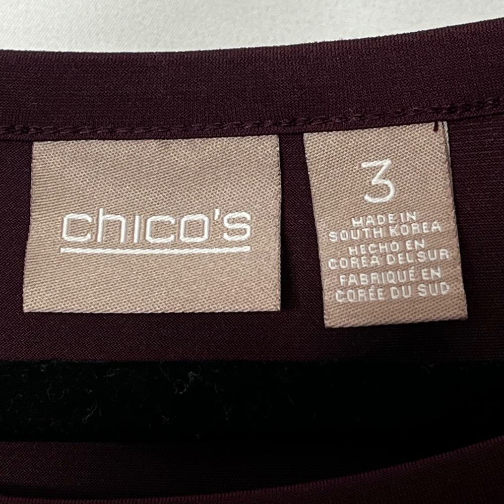 Chico's Womens Size 3 Plum Burgundy Zipper Shoulder Short Sleeve Blouse Top - Picture 5 of 7